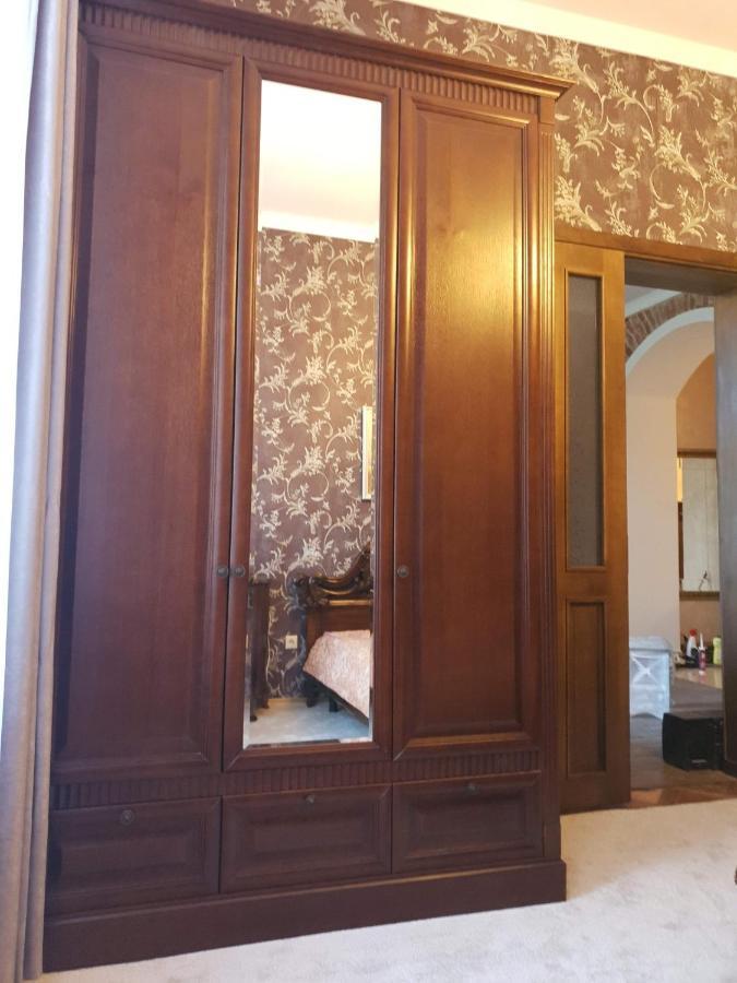 Апартаменти у Шевальє. Лвив Екстериор снимка